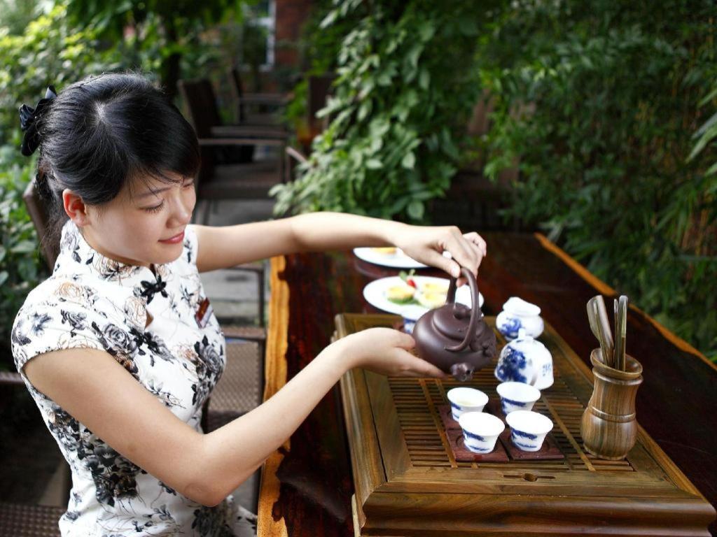 Royal Garden Hotel Guangzhou Eksteriør billede